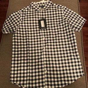 Men’s (M) Boohoo Casual ShortSleeve Button Up